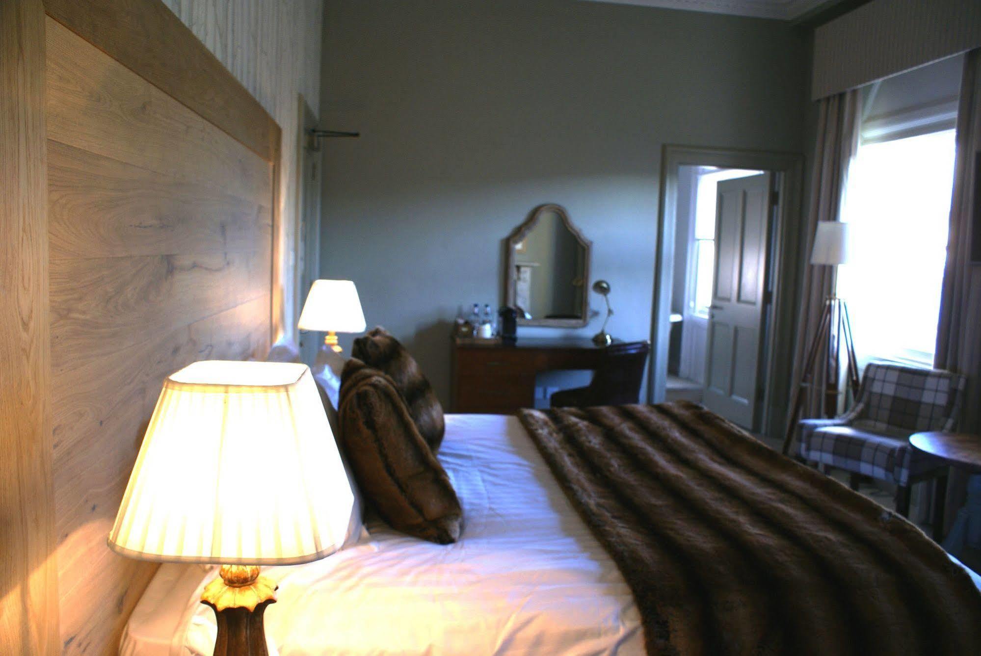 Loch Fyne Hotel And Restaurant Bath Bagian luar foto